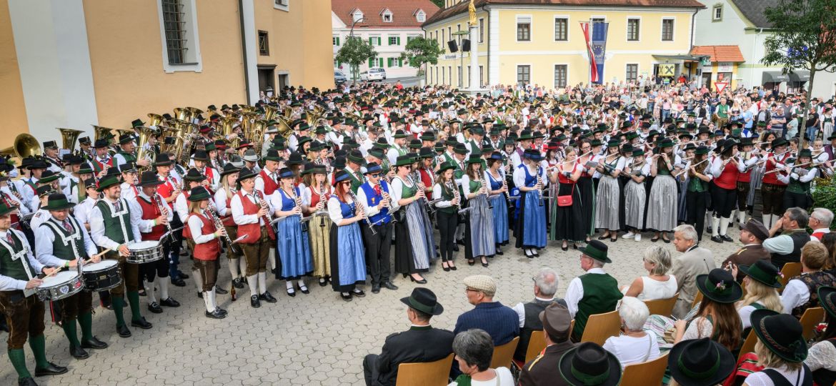 BERNSCHUETZ